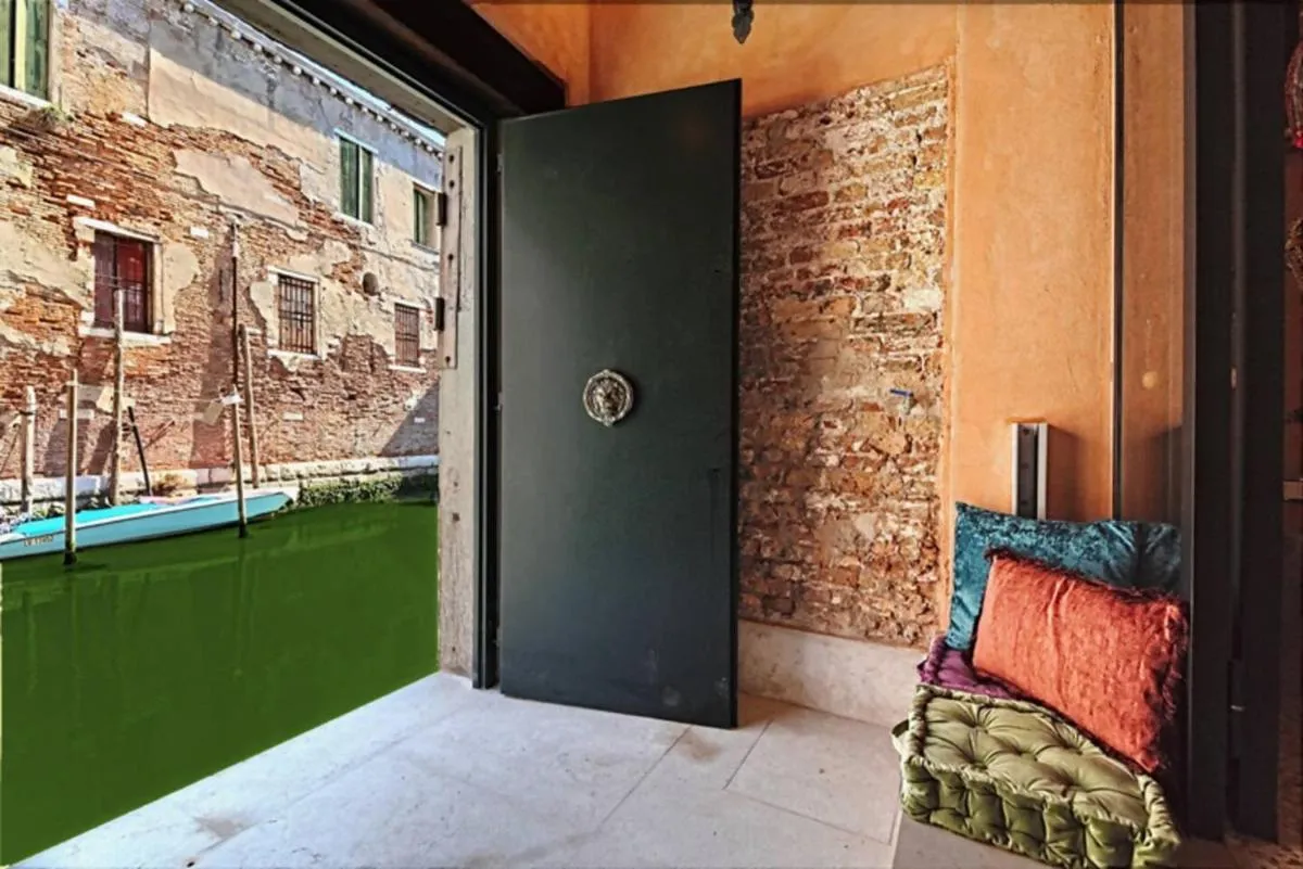 Image 3 of CaRanieri Tenti Design House