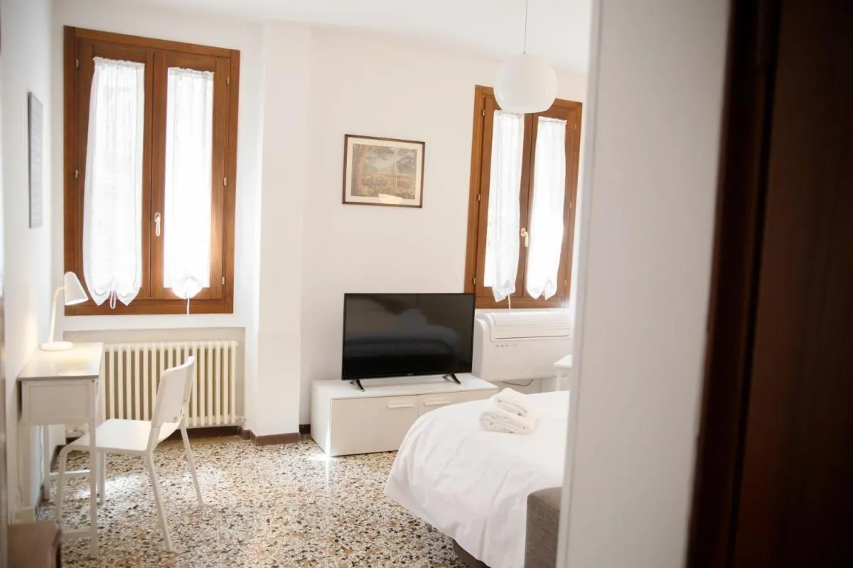 Image 4 of Ca Riolfo by Venicevillas, Rialto