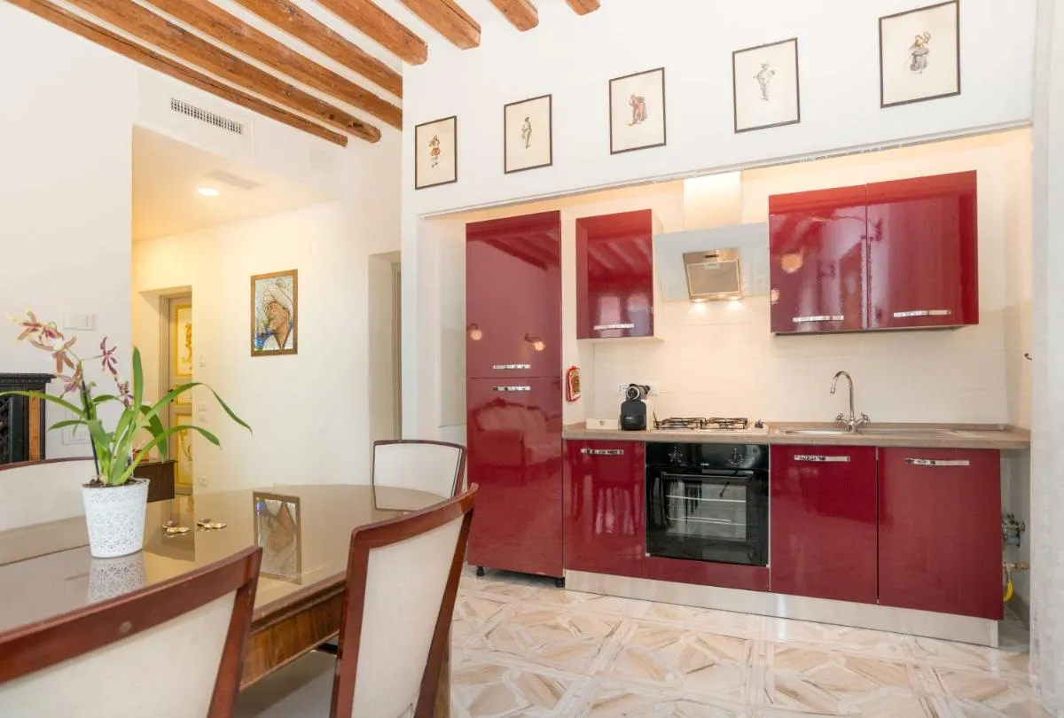 Image 3 of Ca’ Venezia Loc-09522