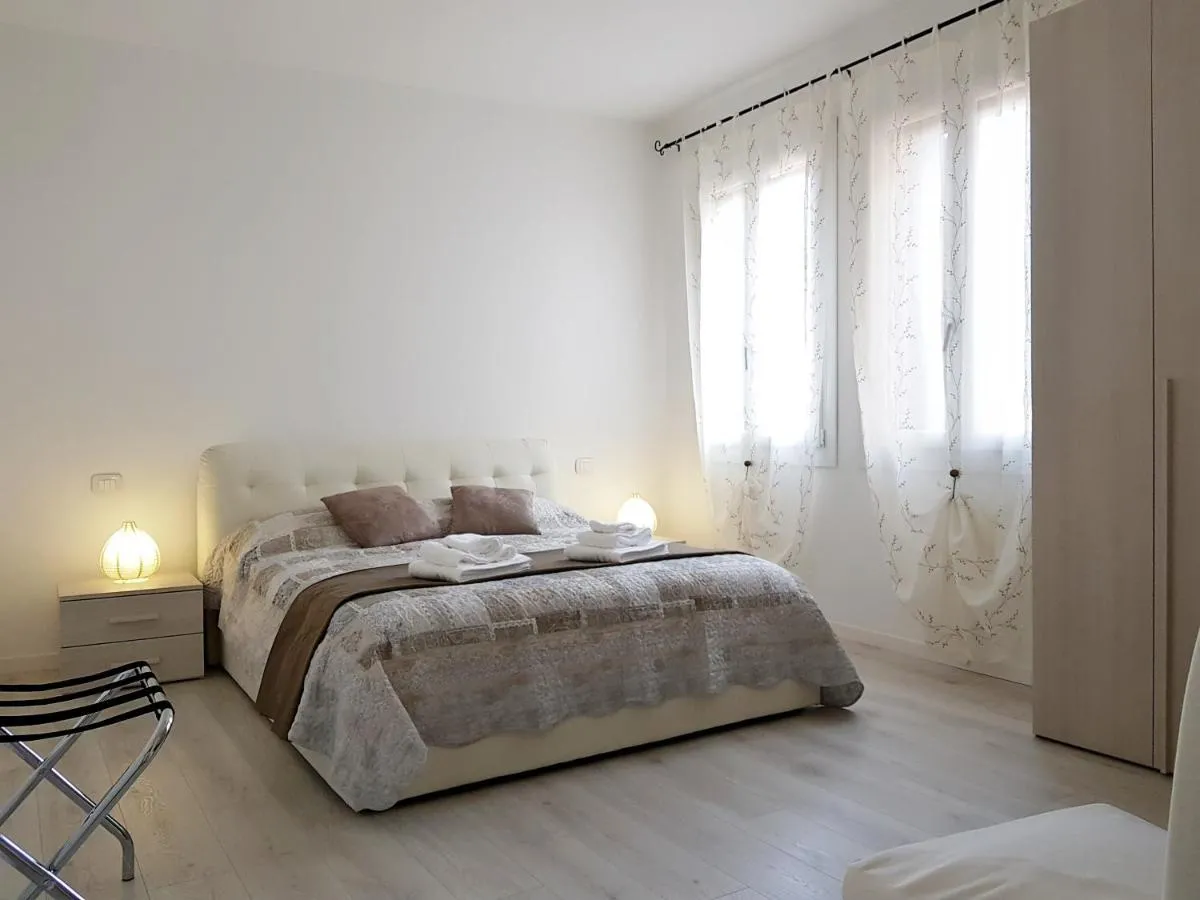 Image 1 of Ca’ dea Gondoea