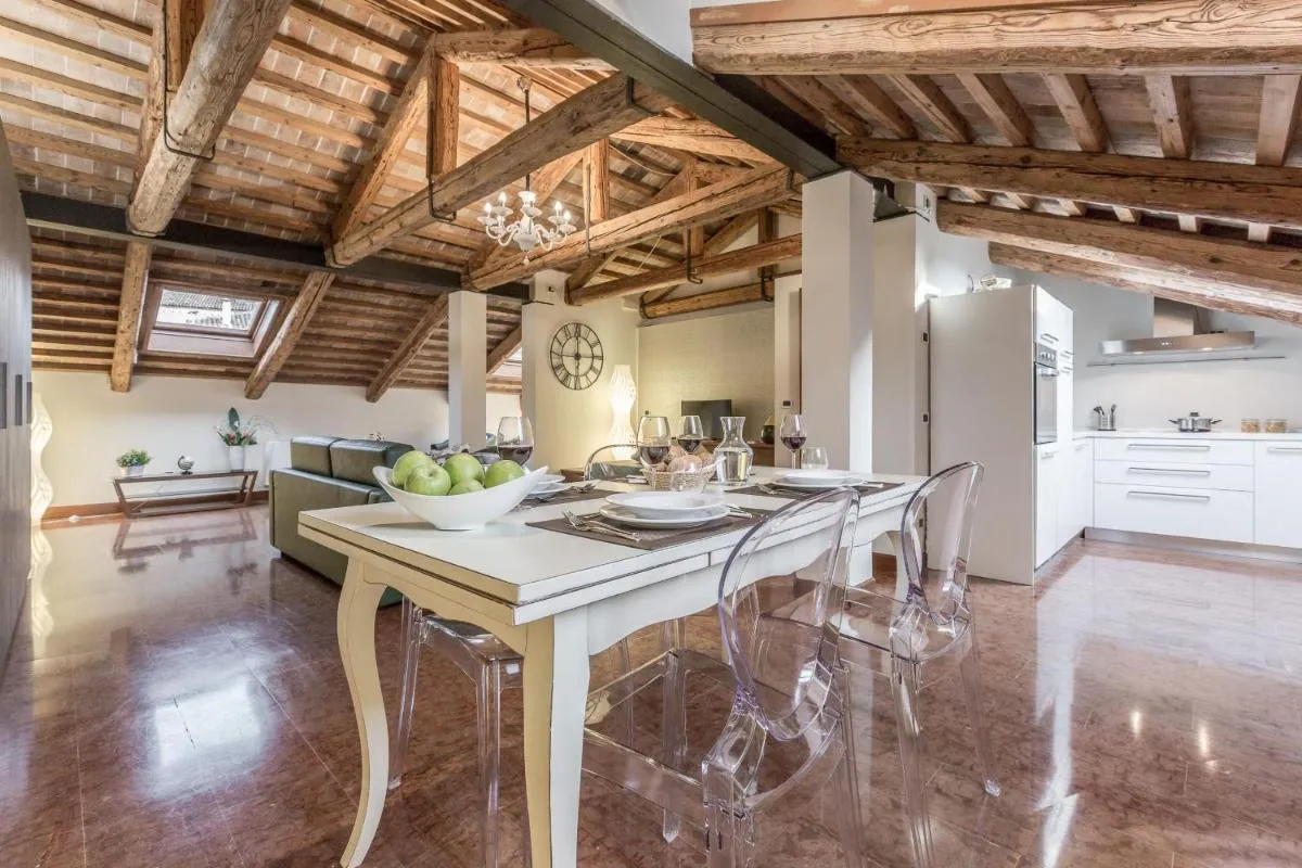 Image 3 of Ca’ del Monastero 7 Collection Bright Apartment with Terrace