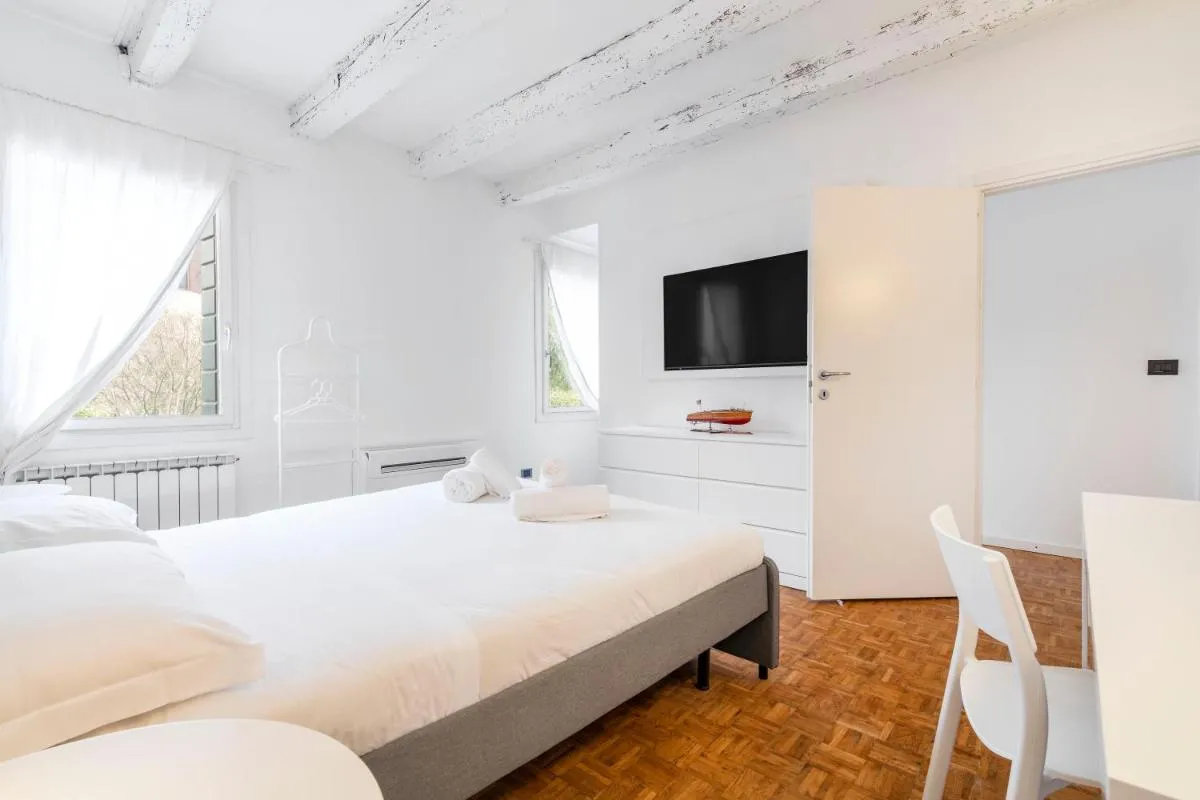 Image 1 of Ca’ del Sol