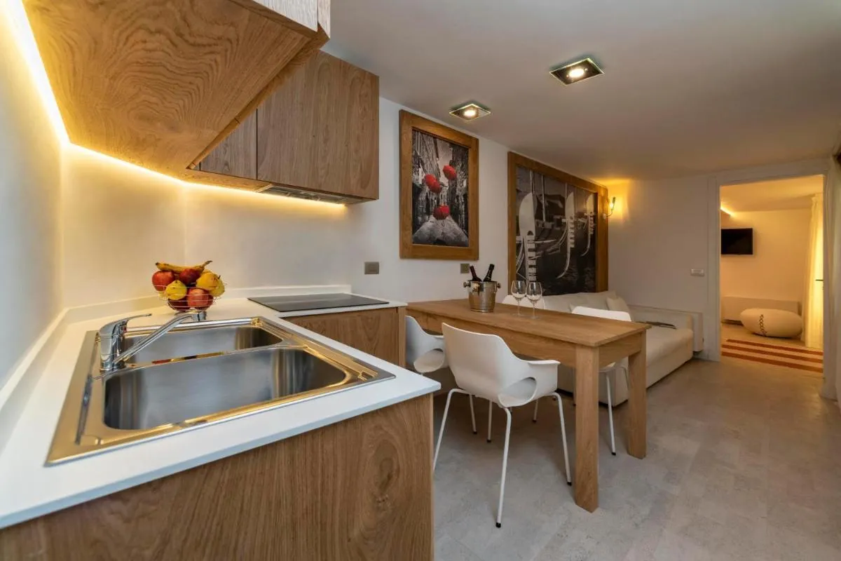 Image 2 of Ca’ de la Fonte – WENICE Deep Culture