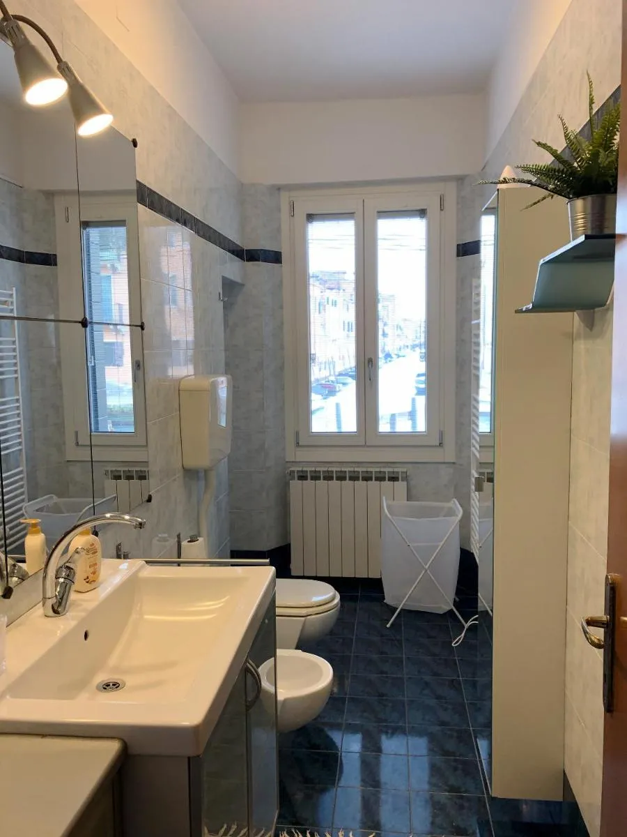 Image 4 of Cadillac apartment