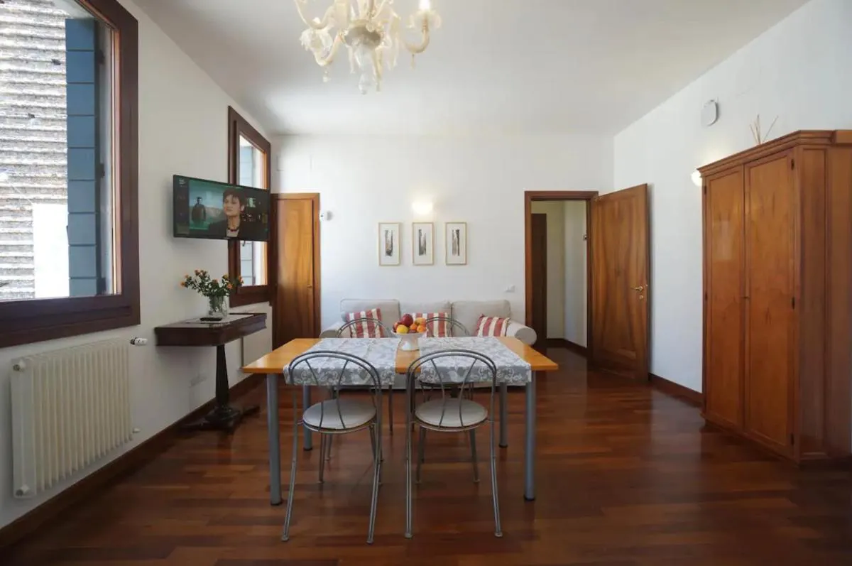 Image 2 of Campo San Lorenzo