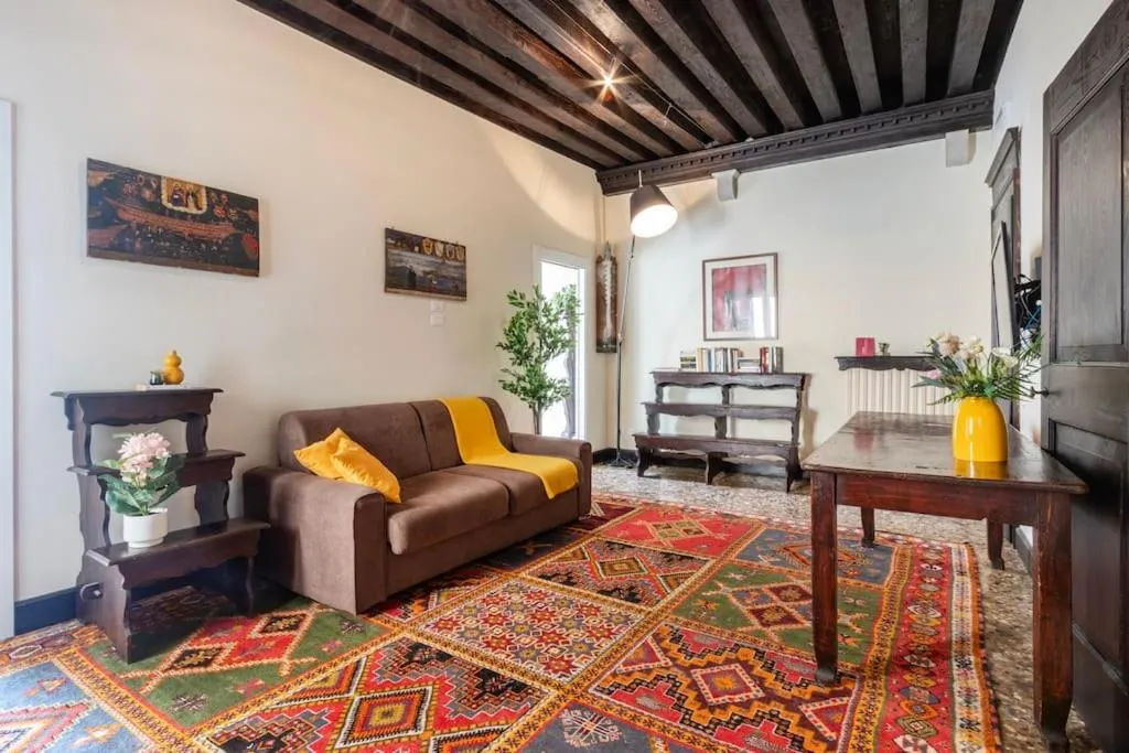 Image 1 of Canal View Luxury Heritage Retreat 2 Bedroom