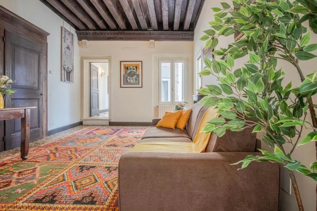 Image 3 of Canal View Luxury Heritage Retreat 2 Bedroom