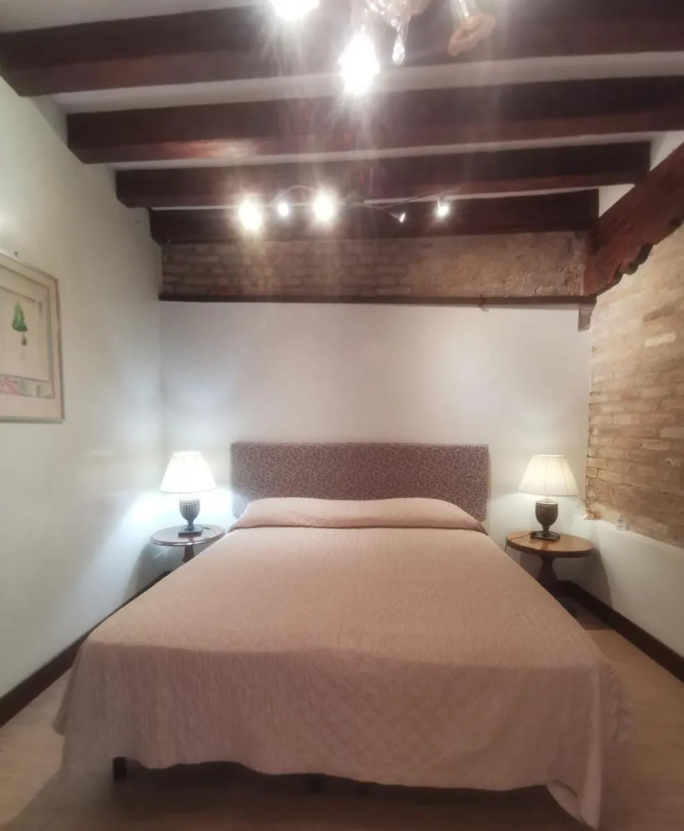 Image 3 of Canal View Studio Flat