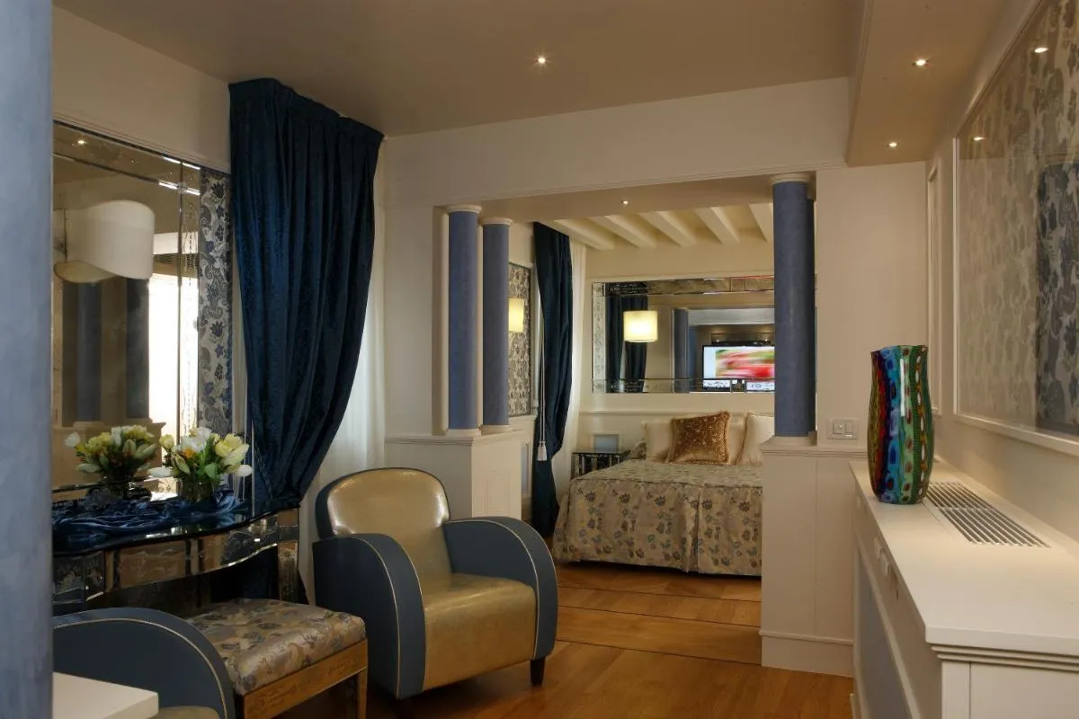 Image 4 of Canaletto Luxury Suites – San Marco Luxury