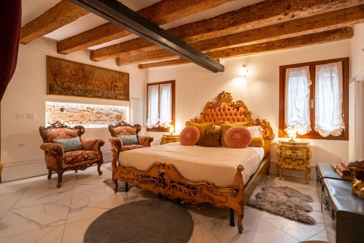 Image 6 of Casa al Ponte Scudi – 4 Windows on the Canal