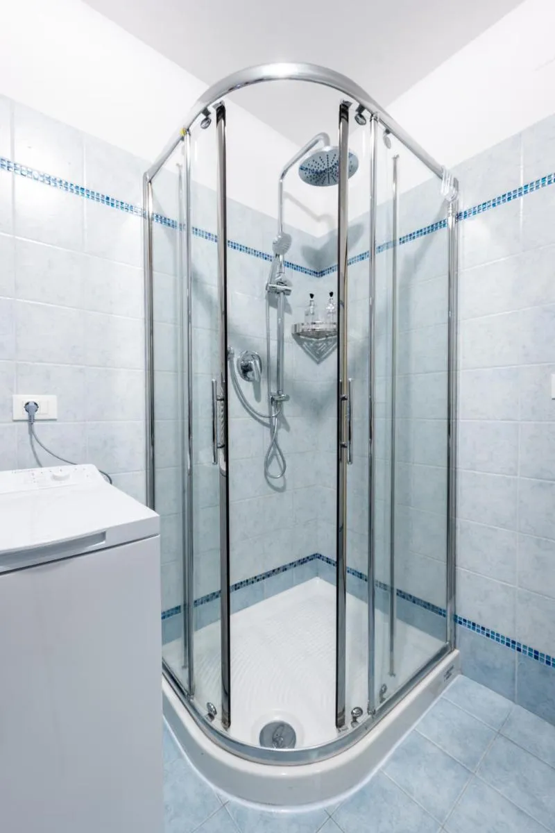 Image 6 of Castello 6386 canal view