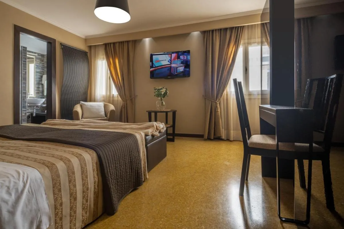 Image 1 of Centrale Venice Apartments