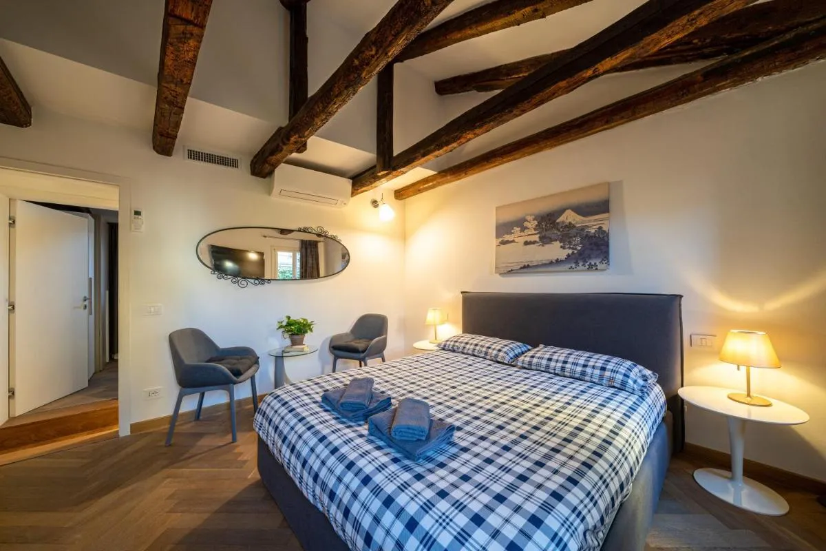 Image 6 of Centrale appartamento per 4 persone