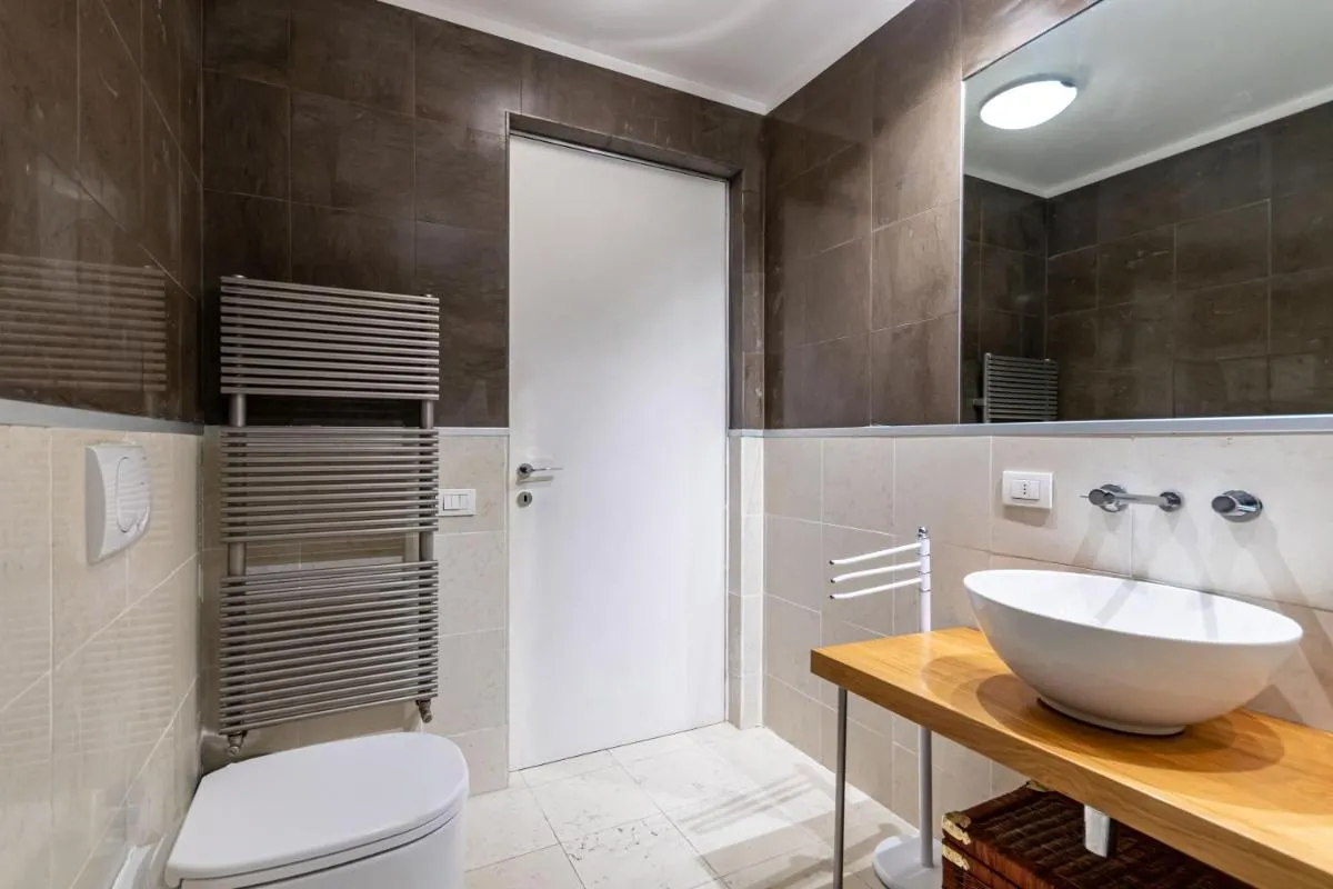 Image 2 of Charming Apartment in Venice!