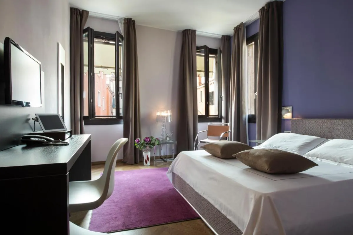 Image 1 of Corte Di Gabriela