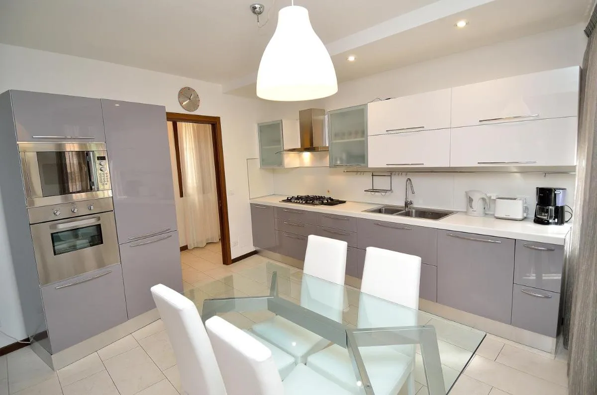 Image 2 of Da Bruno Homes