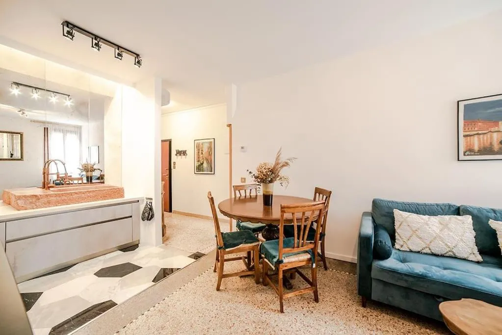 Image of Delightful Apartment at 5 mins from Rialto Bridge