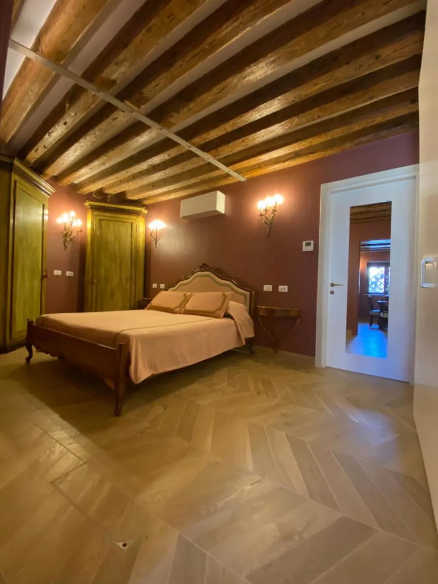 Image 1 of Dimora Contarini Charm Apartment on Grand Canal