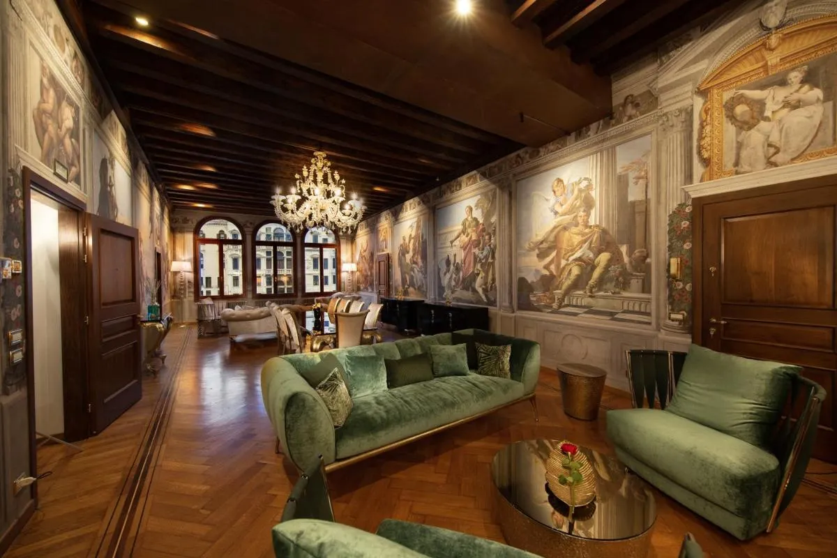 Image 1 of Do Leoni Apartments Venice