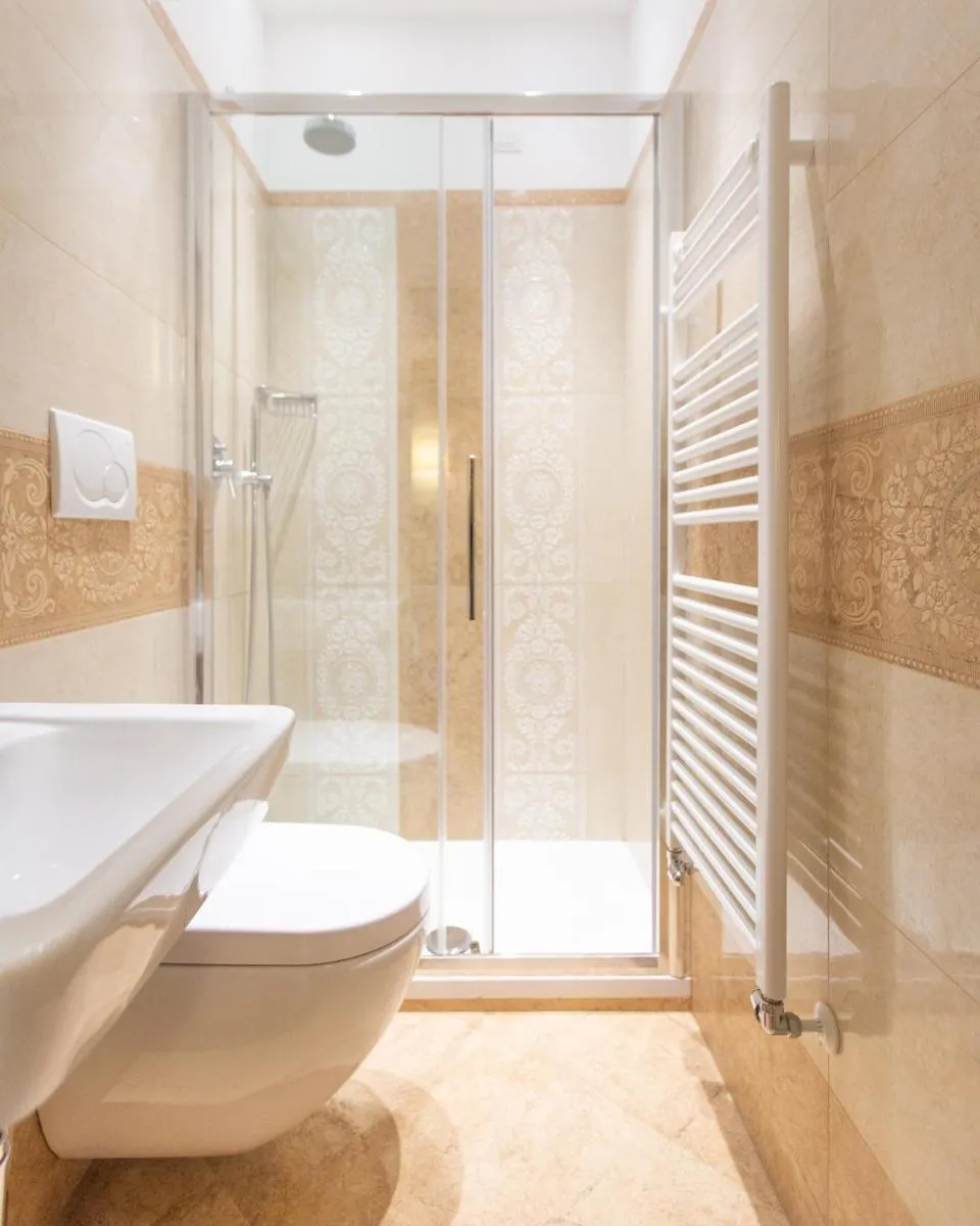 Image 3 of Doge’s House