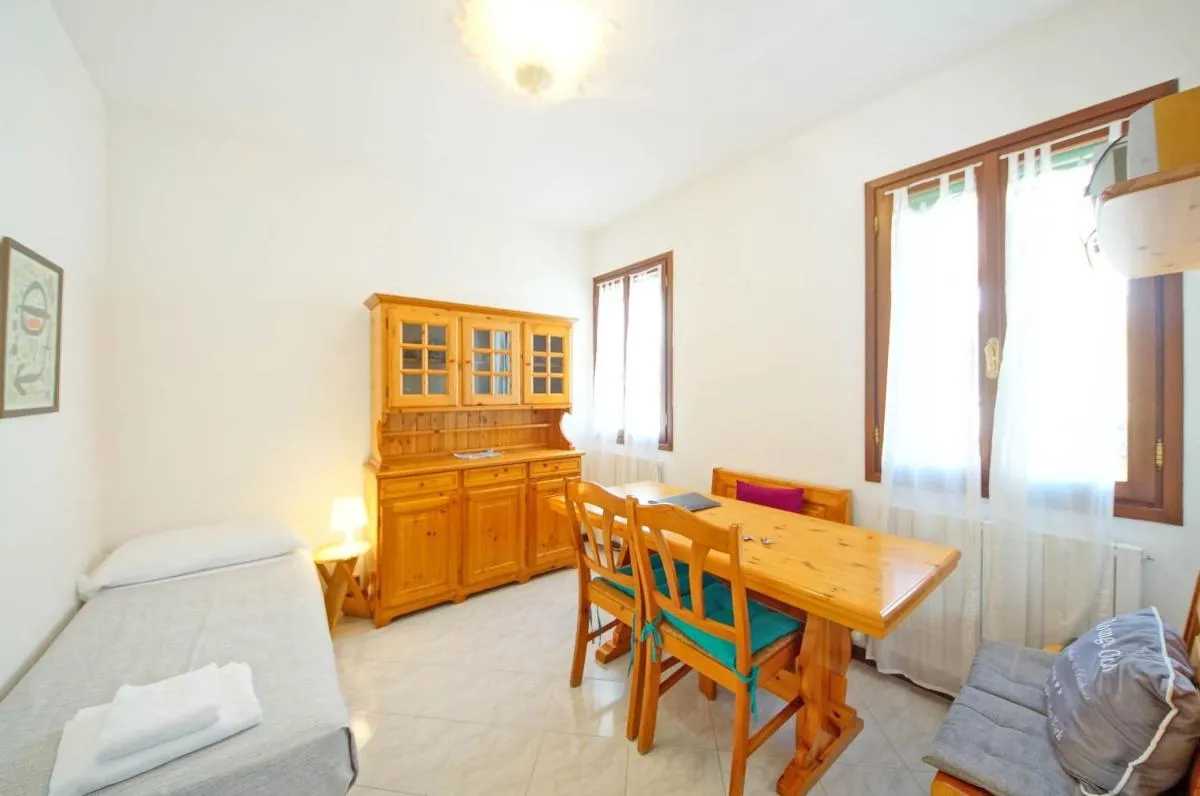 Image 3 of DolceVita Apartments N 354