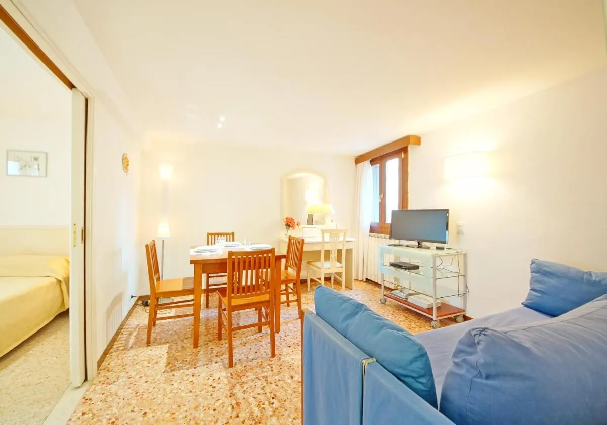 Image 2 of DolceVita Apartments N 465 Biennale