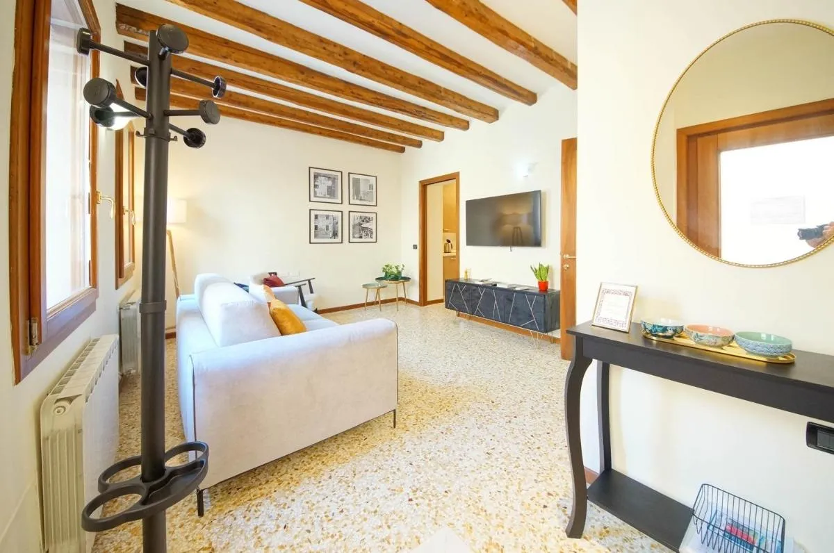 Image 2 of DolceVita Apartments N 519 Biennale