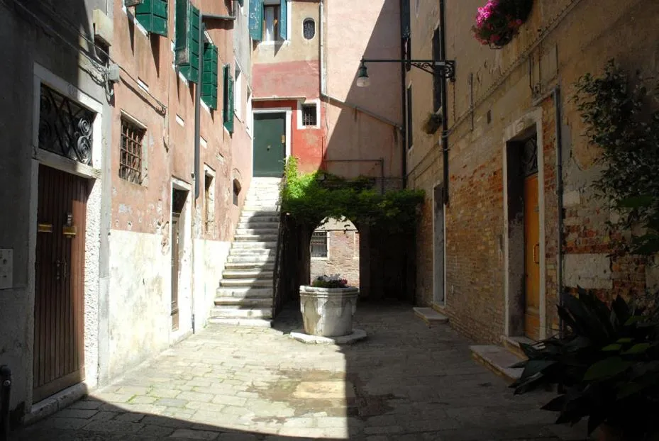 Image 3 of Dorsoduro – Corte della Comare