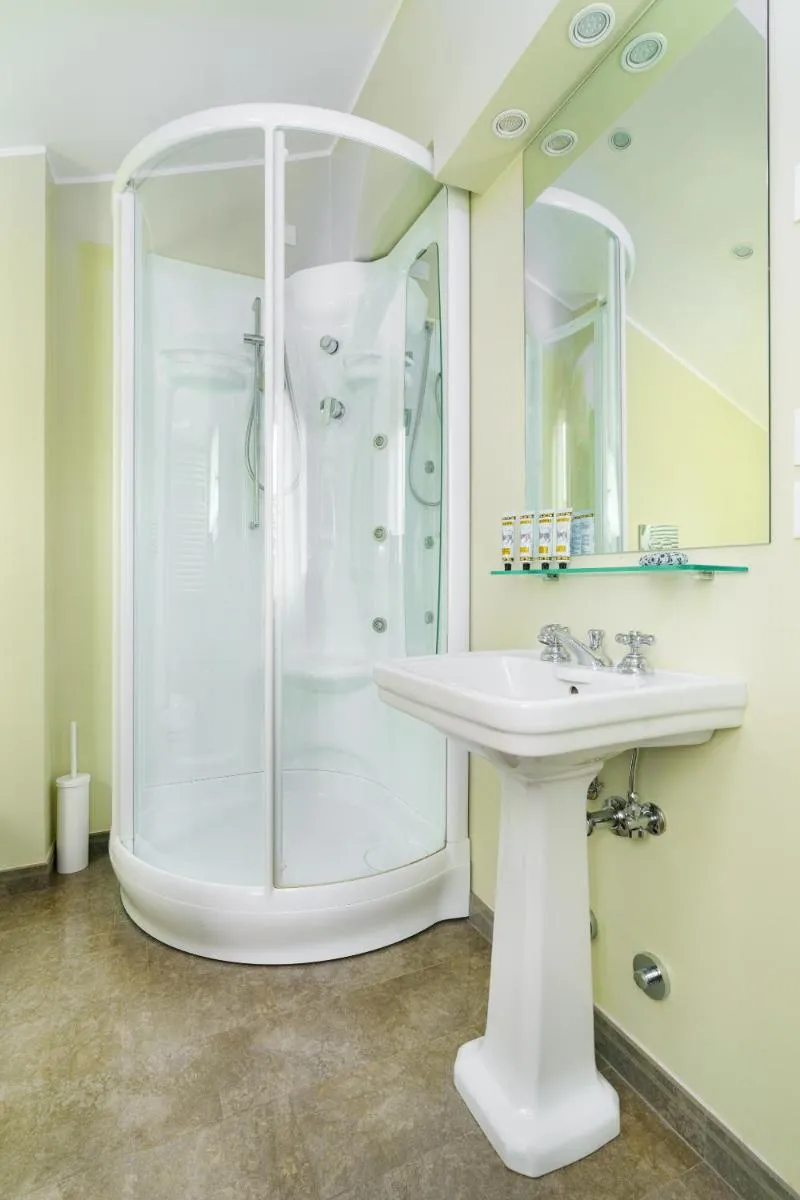 Image 3 of Due Leoni Terrace In St Mark’s Square