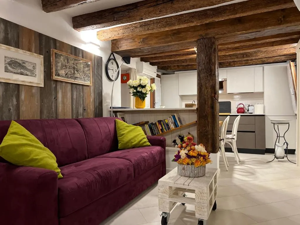 Image of “Ea casa de mì”, l’incanto di vivere Venezia