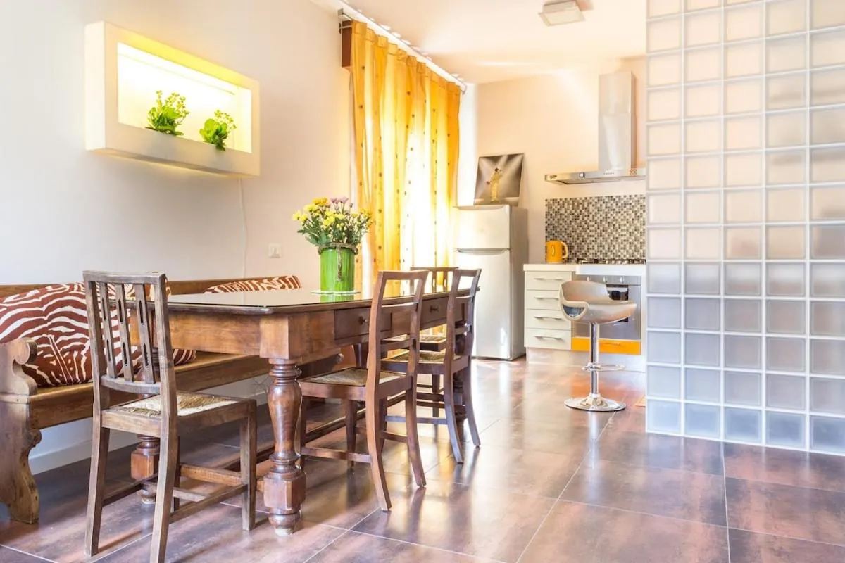 Image 3 of Enjoy Venice