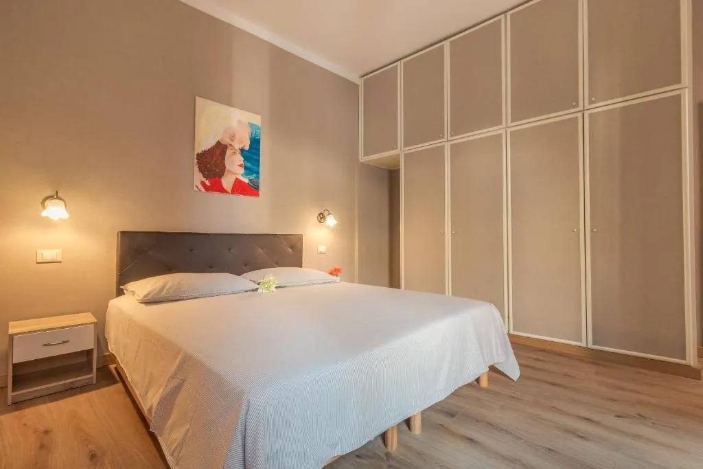 Image of Family Colours close to @Rialto Mercato