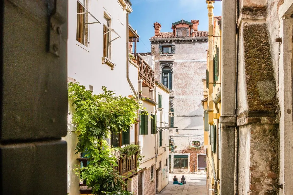 Image 5 of Family Colours close to @Rialto Mercato