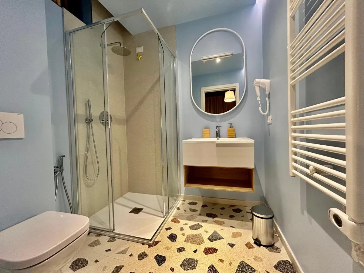 Image 6 of Farini Suites wi-fi