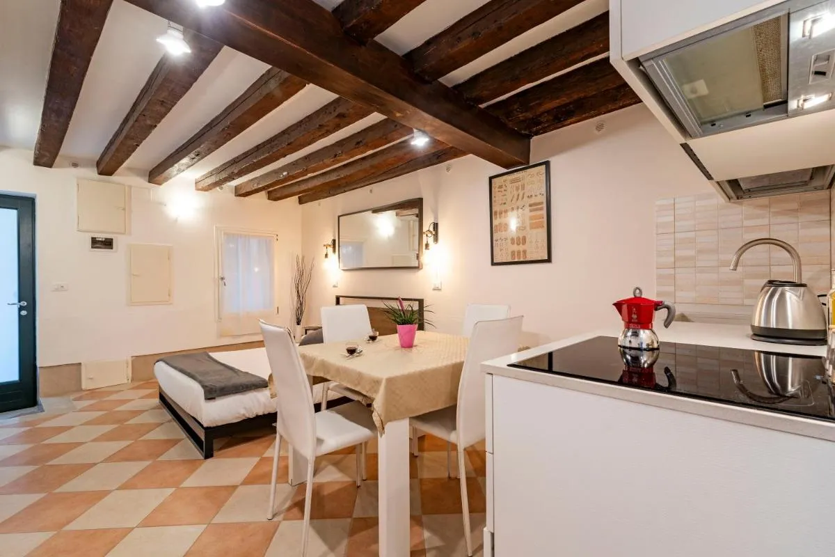 Image 3 of Fenix Colombina in Biennale – Your little house