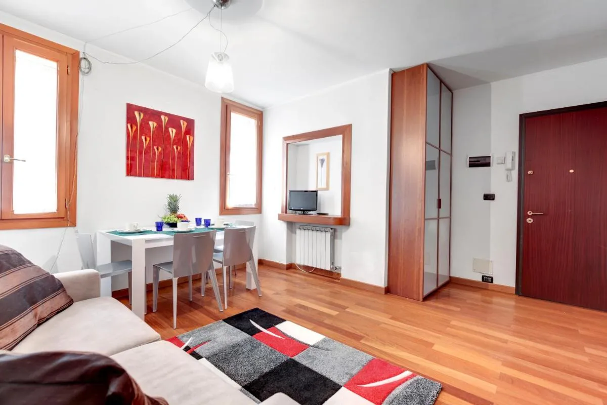 Image 4 of Fenix Do Dogi Apartments