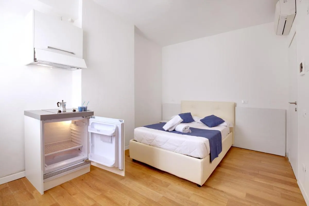 Image 3 of Fenix La Bohéme