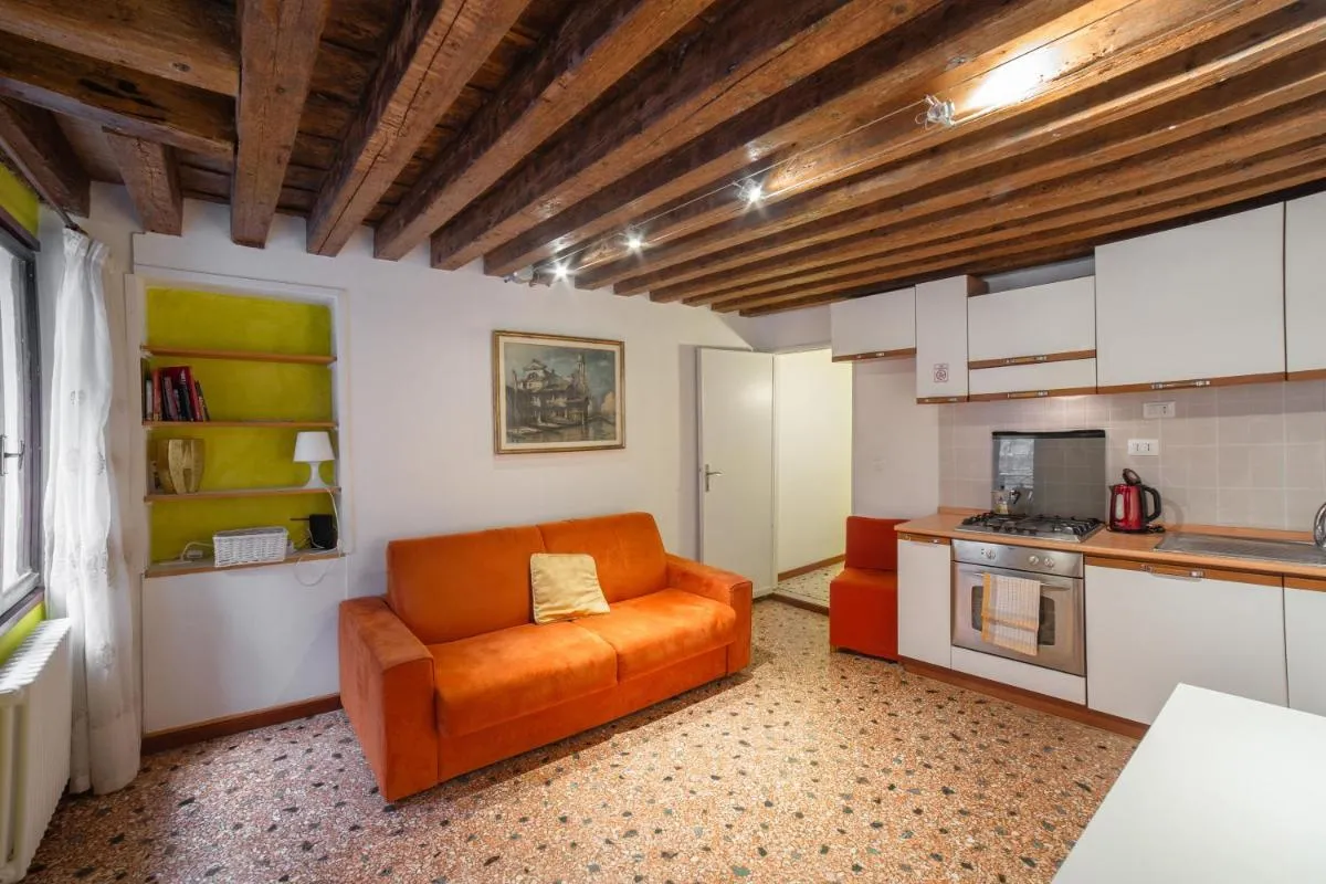 Image 3 of Frari 2 by Venicevillas