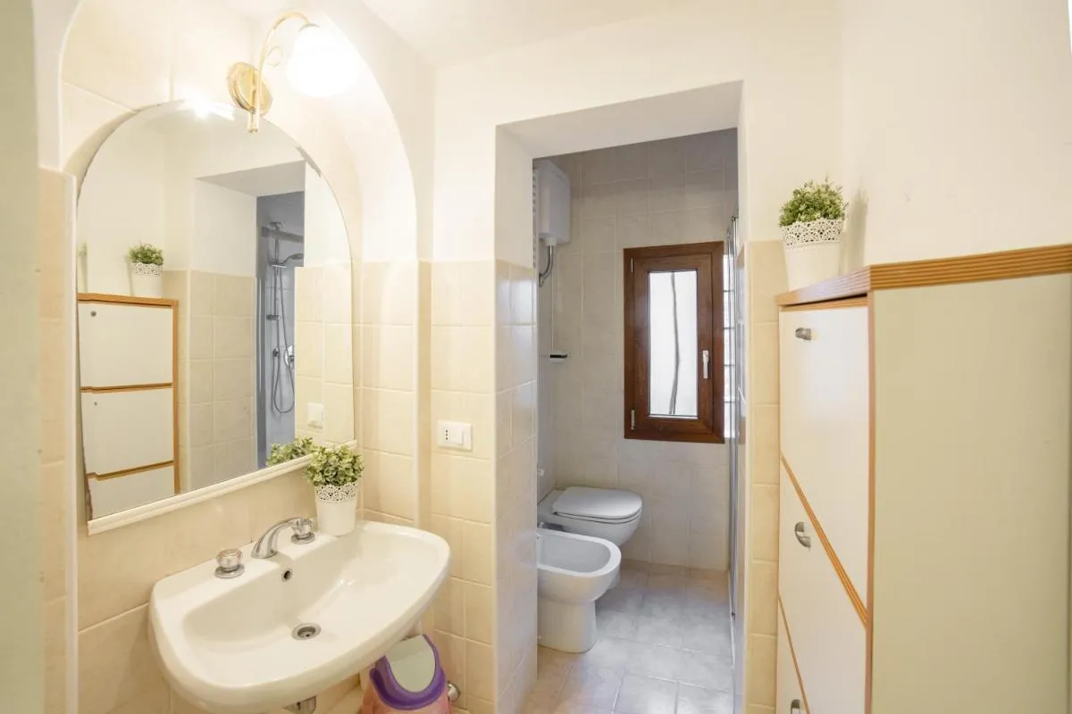 Image 2 of Frari 2 by Venicevillas