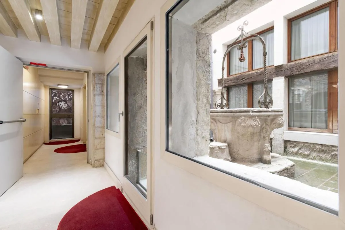 Image 2 of Friari Suite-Luxury apt. close to Rialto Bridge