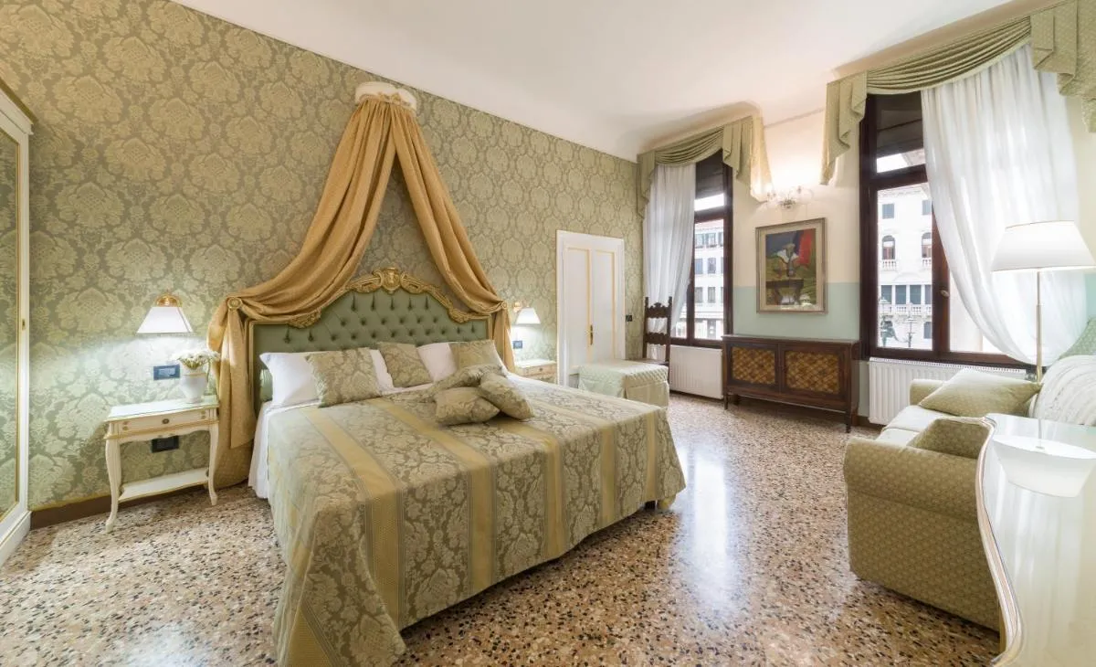 Image 6 of Friendly Venice Suites – Luxury suites in Venice