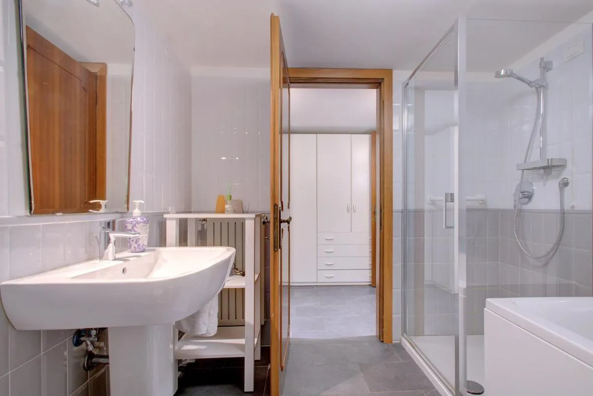 Image 2 of GRITTI Grand Canal