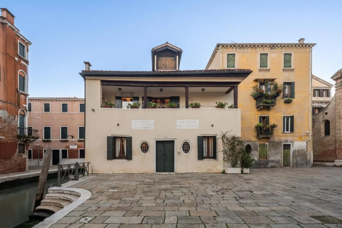 Image 5 of Garden Mansion with Private Mooring R&R