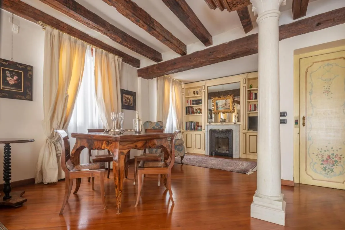 Image 3 of Garden Mansion with Private Mooring R&R