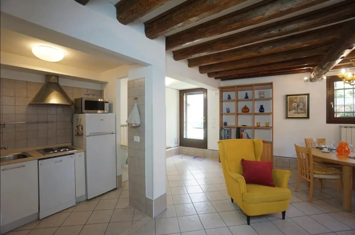 Image 3 of Garden in Venice Biennale