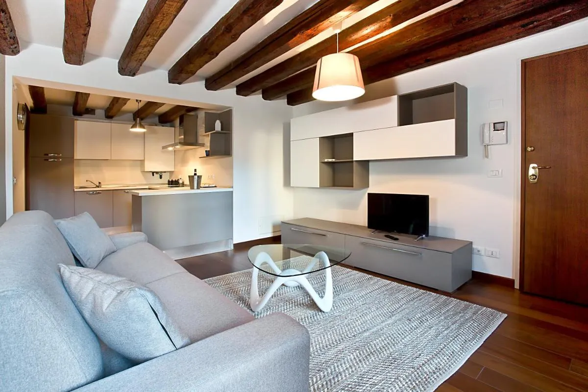 Image 3 of Good Wine Apartments