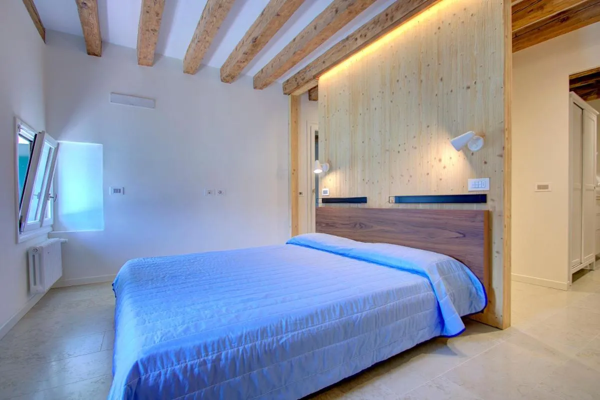 Image 6 of GrandCanal-Green