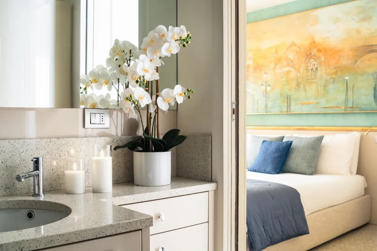 Image 2 of Grand Canal Luxury Apartment With Terrace R&R