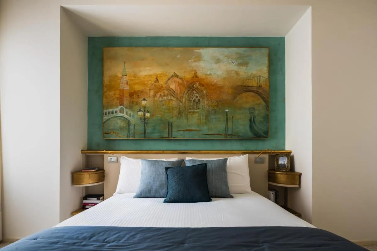 Image 1 of Grand Canal Luxury Apartment With Terrace R&R