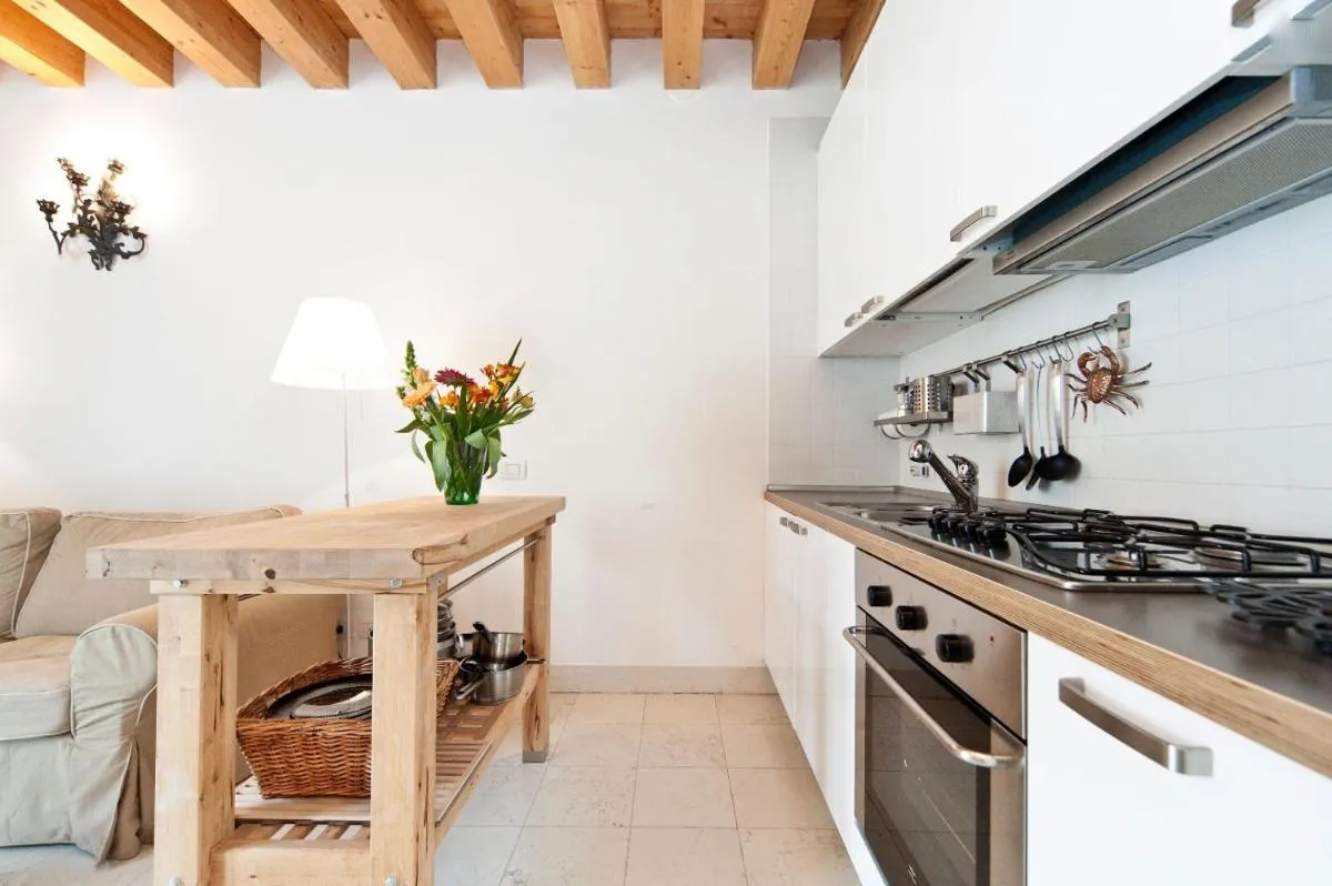 Image 2 of Guglie Luxury Apartment